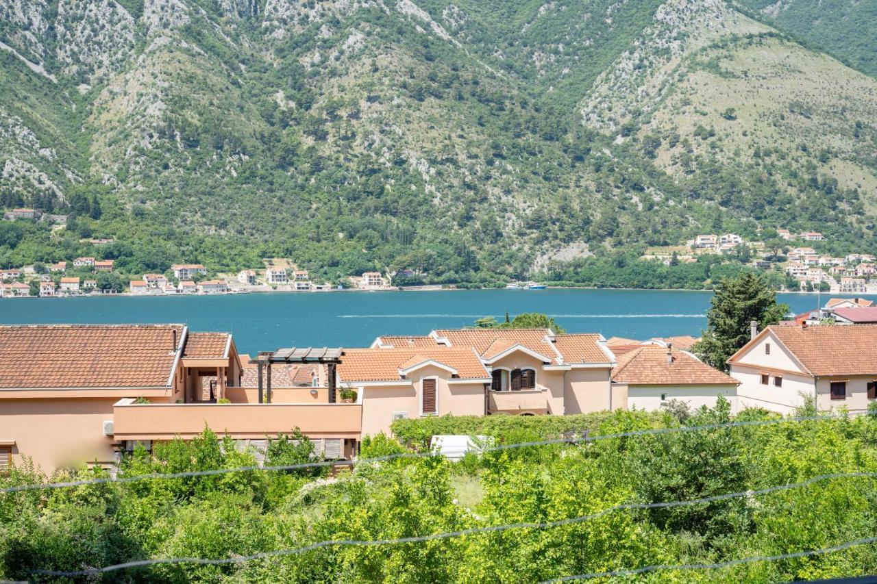 Sunshine Lejlighed Kotor Eksteriør billede